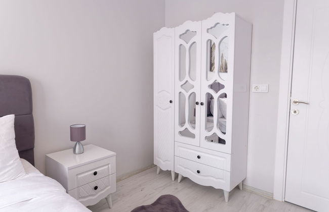 Stunning Gorgeous 2 BR near Golden Horn - Foto 26