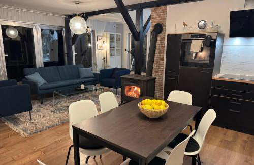 Forest Cabin Nest-Family Retreat for 7 with Sauna & Hot tub - Foto 37