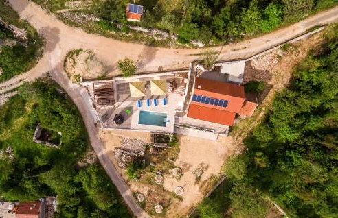 3 Bedroom Amazing Home In Vid - Foto 8