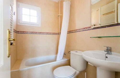 Casa vacacional con patio y piscina R78 by Novadesta - Foto 18