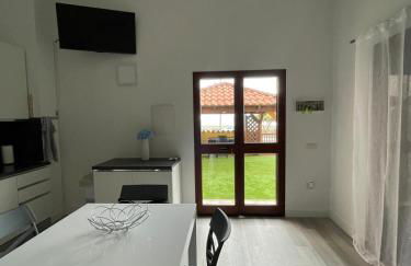 Blu Caletta - waterfront apartment with garden - Foto 8