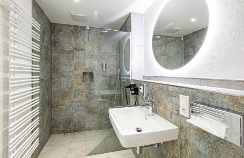 Apartments am Linggplatz - Ruhige Lage in der Fußgängerzone - Self-Check-in - Parkhaus inklusive - Schnelles WLAN - Photo 7