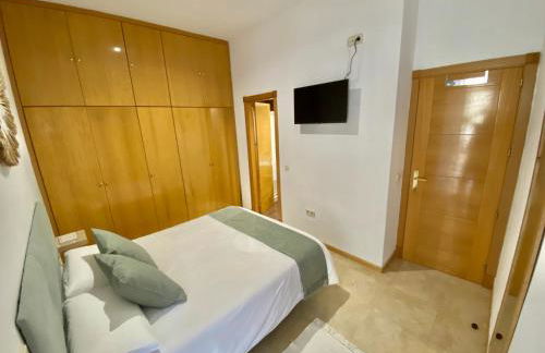 Amplio apartamento 2 Dormitorios 4Pax Decoración moderna - Foto 9