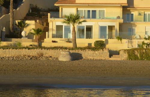 Maravilloso Apartamento AMANECER CABO a pie de playa y mar en CHALET ROQUETES - Foto 32