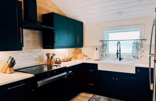 Lakefront Girls getaway Romantic Retreat low fees - Foto 20