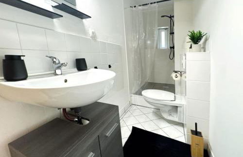 HolidayHome Apartments I Spacious Private Room in Heart of Berlin - Foto 37