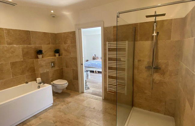 Beautiful Villa With Pool and sea View - Foto 20