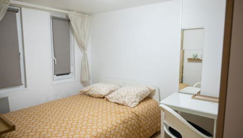 Plein cœur Historique de Caen - Quartier animé - au pied des boutiques, bars et restaurants - Photo 4