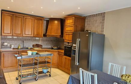 Red House Apartment With Swimming Pool - Photo 15