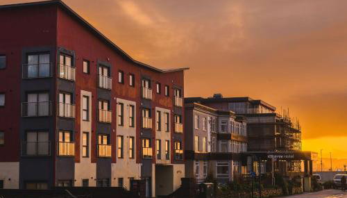 Panoramic Sea-View Family Appartment , Free Parking, Sleeps 6 , Walk to Beach, Station, & Town - Foto 4