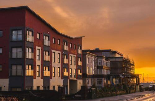 Panoramic Sea-View Family Appartment , Free Parking, Sleeps 6 , Walk to Beach, Station, & Town - Foto 4