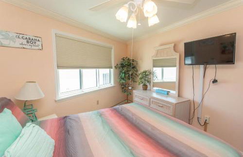 ROYAL GARDEN RESORT 401 condo - Photo 27