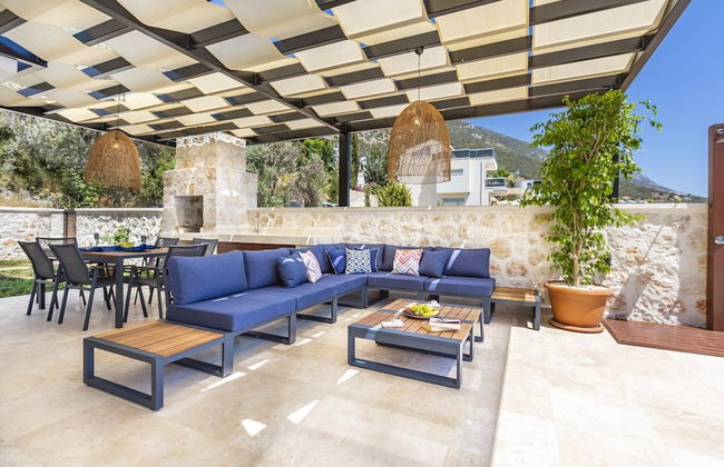 Luxurious 3 bed Villa Located in Kasantalya Turkey With Private Pool and gym - Photo 59