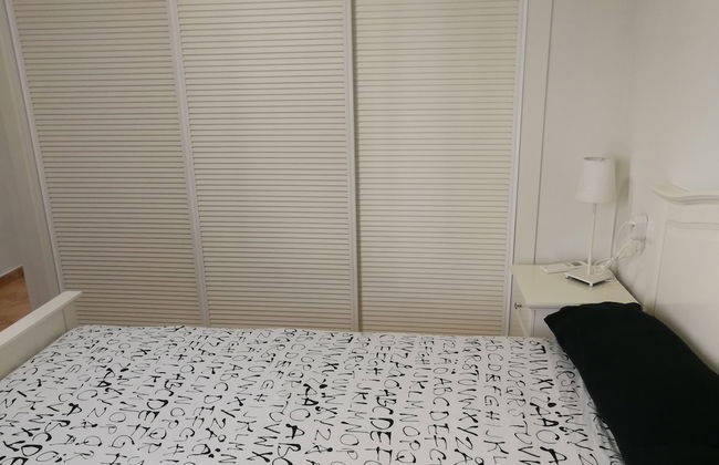 Velez Nazari - Photo 9