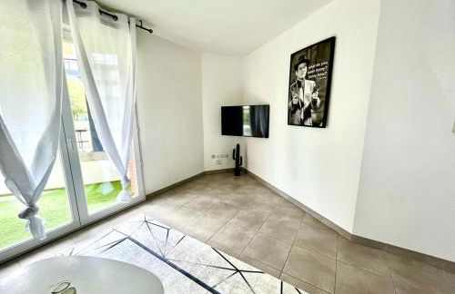 T2 climatisé au cœur du pôle Aéronautique,à 8 minutes de l'aéroport - Foto 3