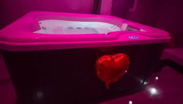 Jacuzzi privé arrivée autonome - Foto 3