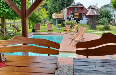 Ferienhaus auf einer Ebene mit eigenem Garten, Sommerpool und Badefass - Foto 9