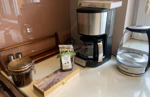 Cozy Independent guest apartment, free parking - Foto 14