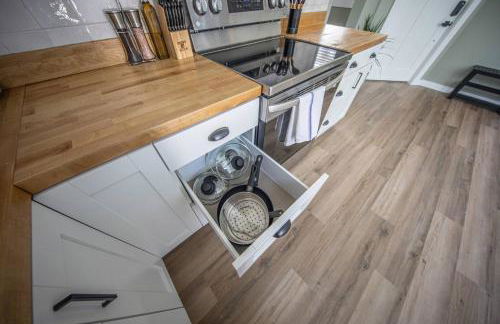 Unwind at this Modern Bethel Village Escape - Foto 49