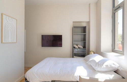 Résidence moderne avec appartements lumineux et rénovés aux portes de Lyon - Foto 2