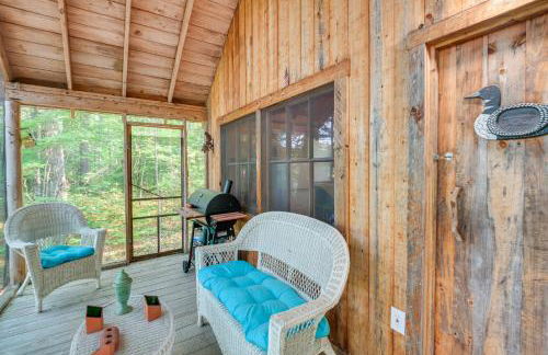 Riverfront Greenbush Studio with Porch and Views! - Foto 20
