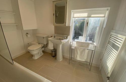 A charming and stylish country cottage. - Foto 33