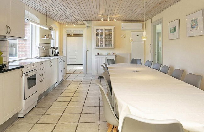 14 Person Holiday Home in Aeroskobing - Foto 21