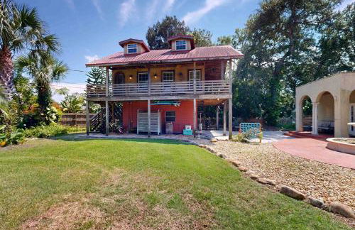 Charming Garage Apartment Near Restaurants, Bars and Historic Downtown - Foto 1