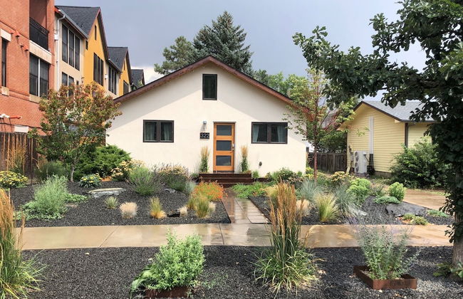 Vibrant Downtown Bungalow – Walk Everywhere! - Foto 34