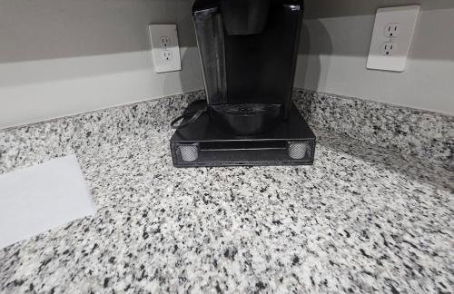 Modern Desert Retreat with and Mountain View - Foto 4