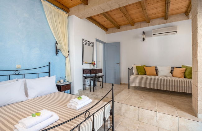 Agnanti Beach Studios - Photo 11