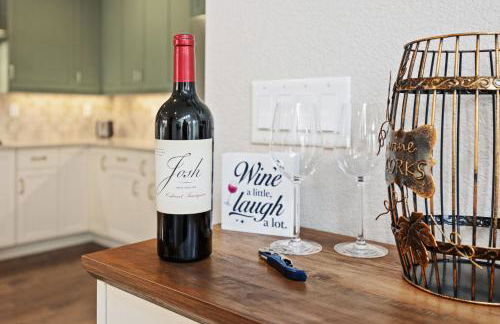 Upbeat Retreat - Enjoy Bikes, Brews and Mtn Peaks! - Foto 84