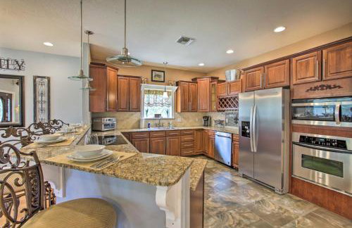 Waveland Family House, 4-Minute Drive to the Beach - Foto 9