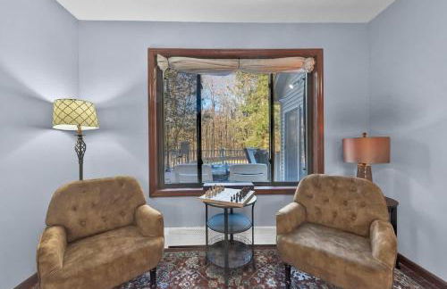 Big Bass Hideaway with Hot Tub - Foto 35