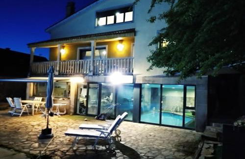 LE LLAR casa con 2 PISCINAS 1 CLIMATIZADA INTERIOR muy cerca de Santiago de Compostela - Foto 32