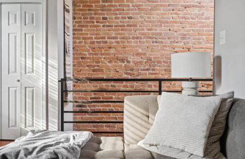 Perfect Location! Stylish Condo Steps Away from Nationals Stadium and Navy Yard in DC's Southwest Gem - Foto 20