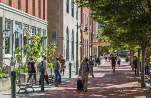 Downtown by RISD Gigabite Internet OnSite Free Parking - Foto 22