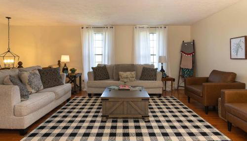 Sleeps 12, Wooded Lot, Near Ark, Great for Family - Foto 3