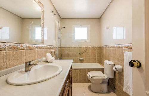 Macdonald Doña Lola Resort - Photo 10