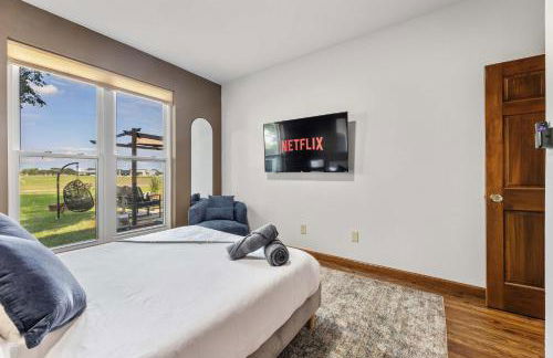 Golf-Side Luxe Escape Sleeps 13 Hot Tub & Theater - Foto 27