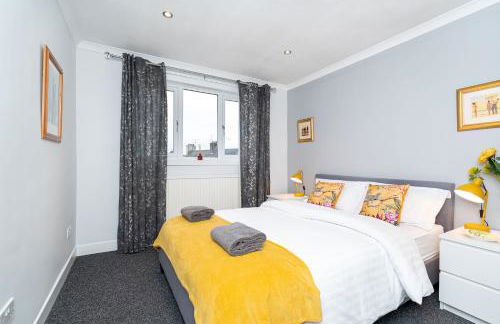 Lovely 3-bedroom flat with free parking - Foto 29