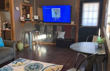 Country Cottage Love Nest Lake Cumberland KING BED - Foto 4