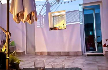 Apartamento independiente con parking privado gratuito y terraza de ensueño junto al Teatro Romano - Foto 4