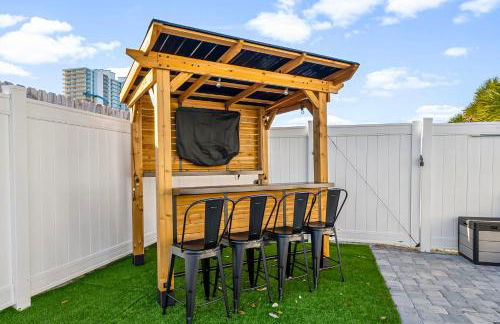 PCB Sleeps 22! 2 Homes, 2 Pools, 2 Mini Golf - Foto 75