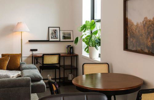 Luxury Downtown Apt with Parking, Gym, and Lap Pool - Foto 18