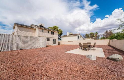 Luxury Living Just Steps from the Strip - Foto 52