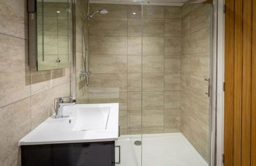 Long Barn, seaside cosy cottage for 8 - Photo 22