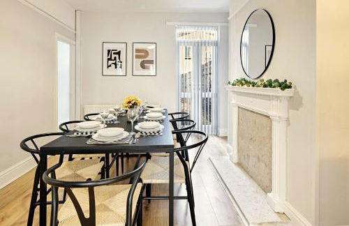 Balfour House - Air Host & Stay - Sleeps 8, free parking - Foto 29