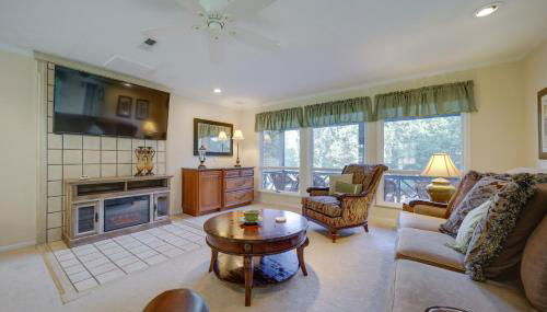 Spacious North Carolina Retreat - Patio and Fire Pit - Foto 3