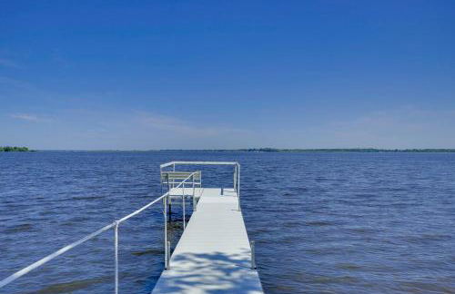Lakefront Winneconne Home with Private Dock! - Foto 22